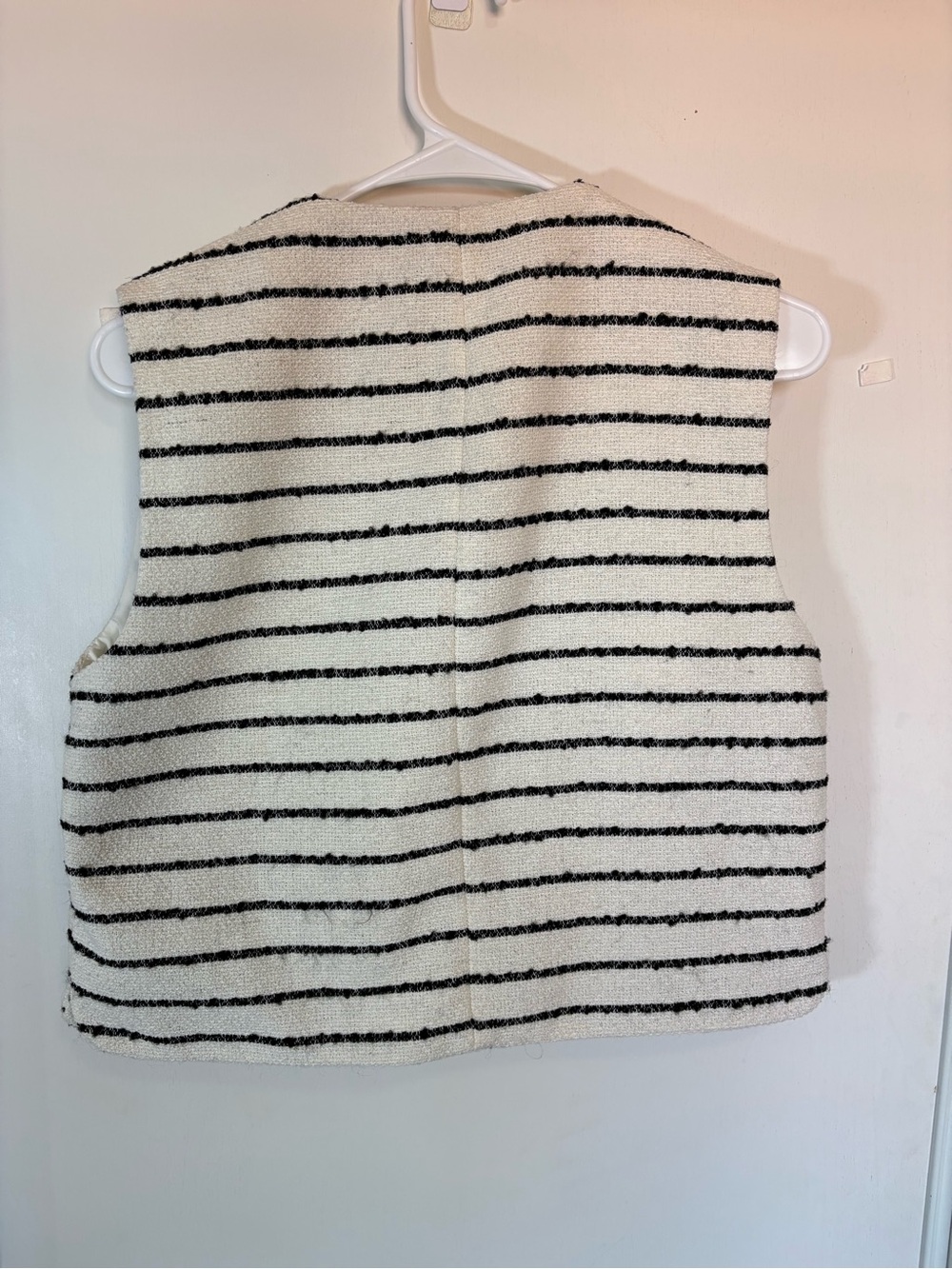 H&M Women's Bouclé Vest | Trendy White‎ Striped Vest Waistcoat | Size: S Pockets - Picture 7 of 9